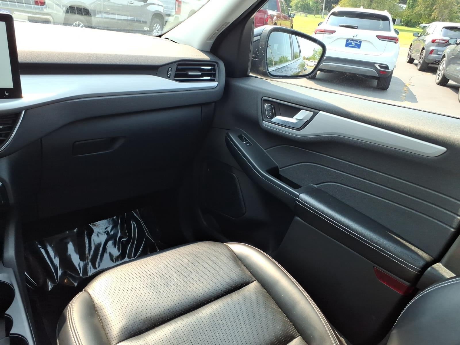 2024 Ford Escape Platinum