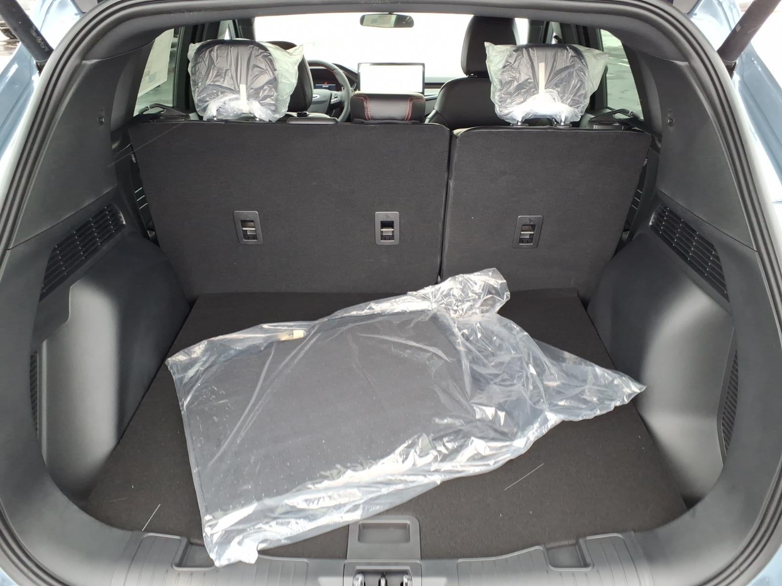 2026 Ford Escape Hybrid ST-Line Select