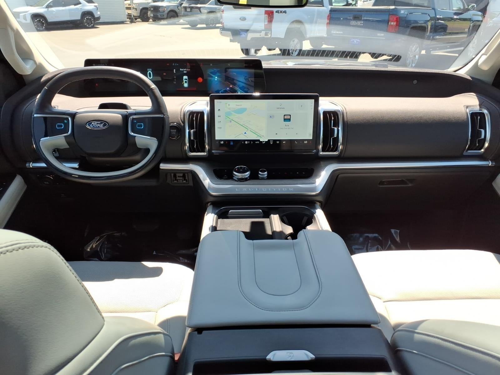 2025 Ford Expedition Platinum