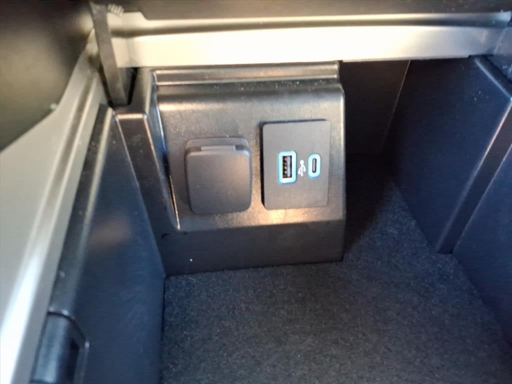 2022 Ford Explorer Base