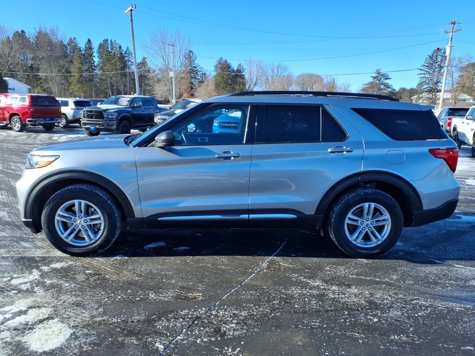 2024 Ford Explorer XLT
