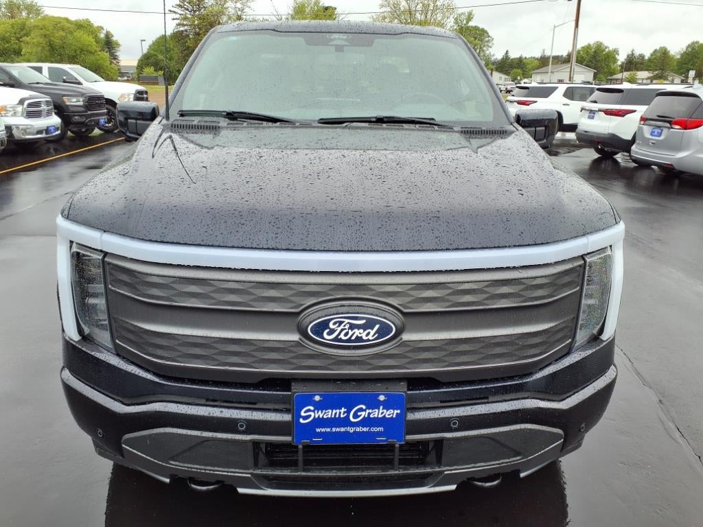 2025 Ford F-150 Lightning Lariat