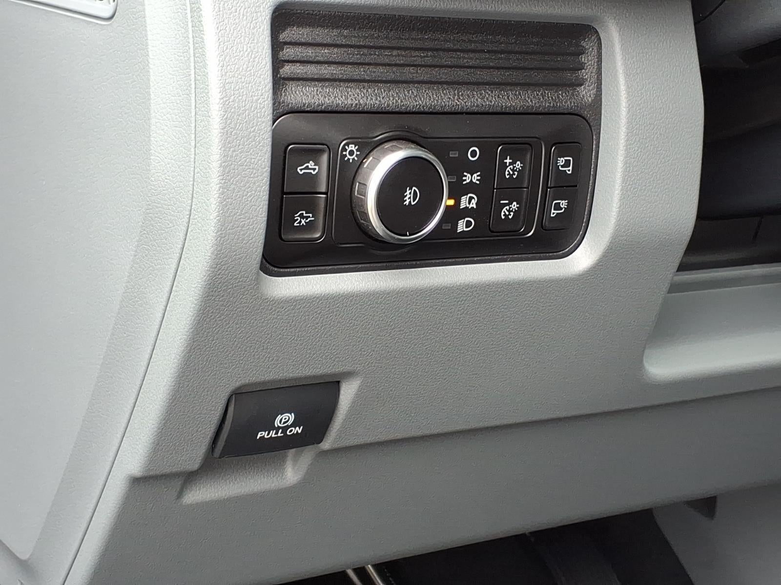 2027 Ford Super Duty F-250 SRW XLT