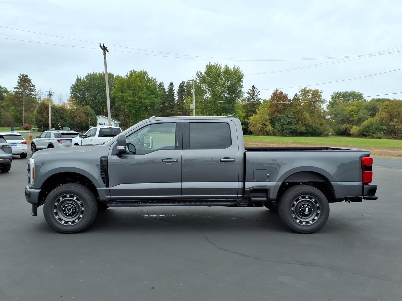 2027 Ford Super Duty F-250 SRW XLT