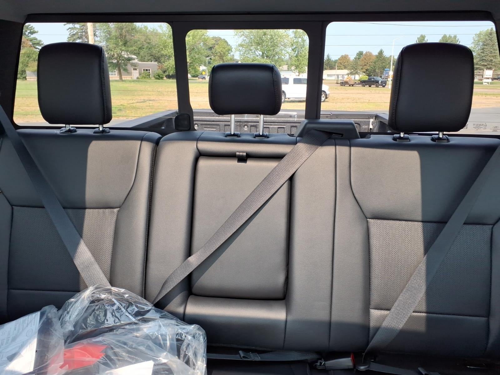 2026 Ford Super Duty F-350 SRW LARIAT