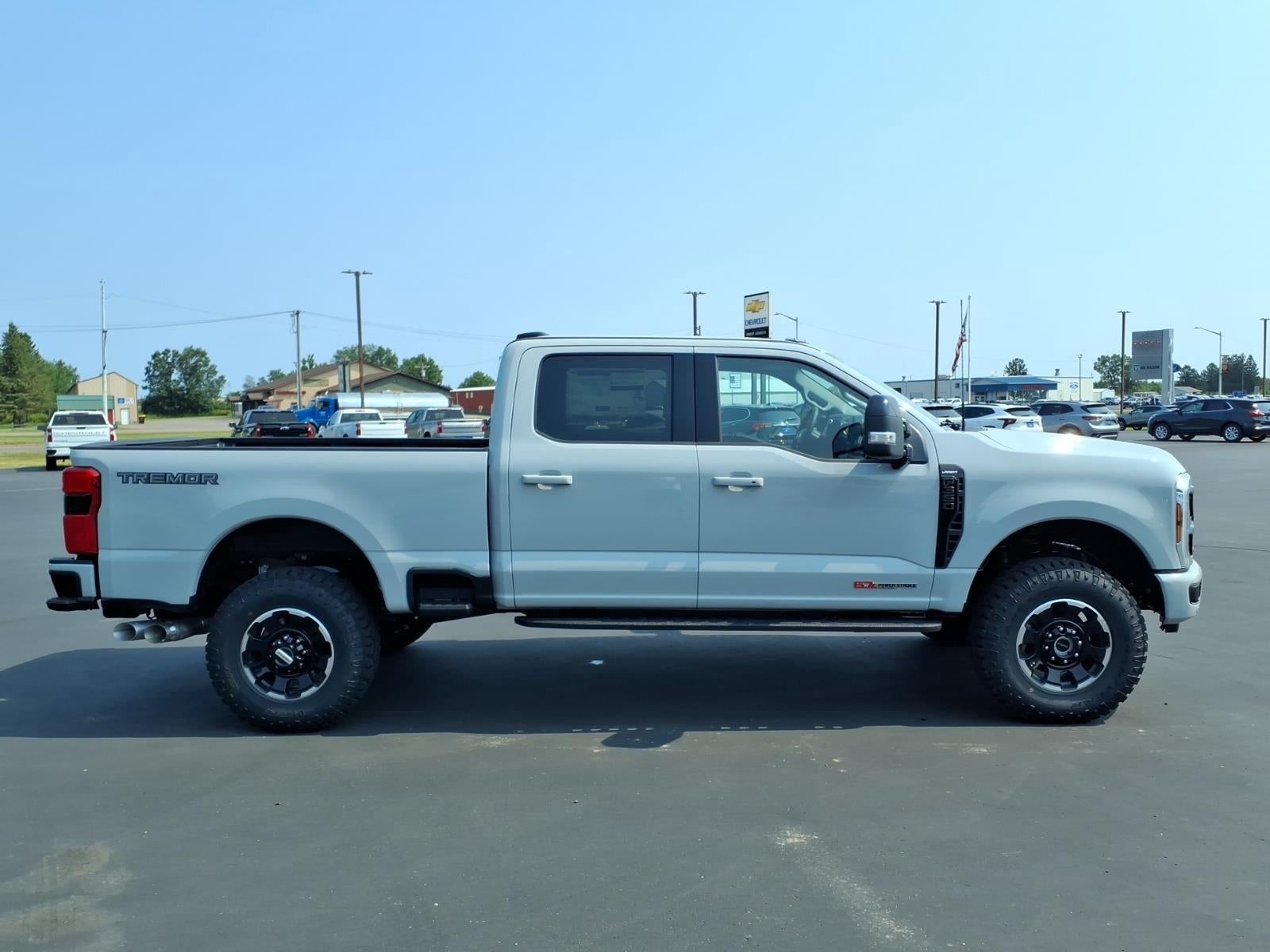 2026 Ford Super Duty F-350 SRW LARIAT