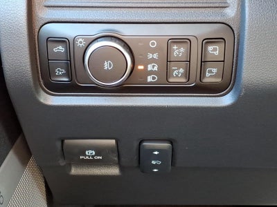 2027 Ford Super Duty F-350 Lariat