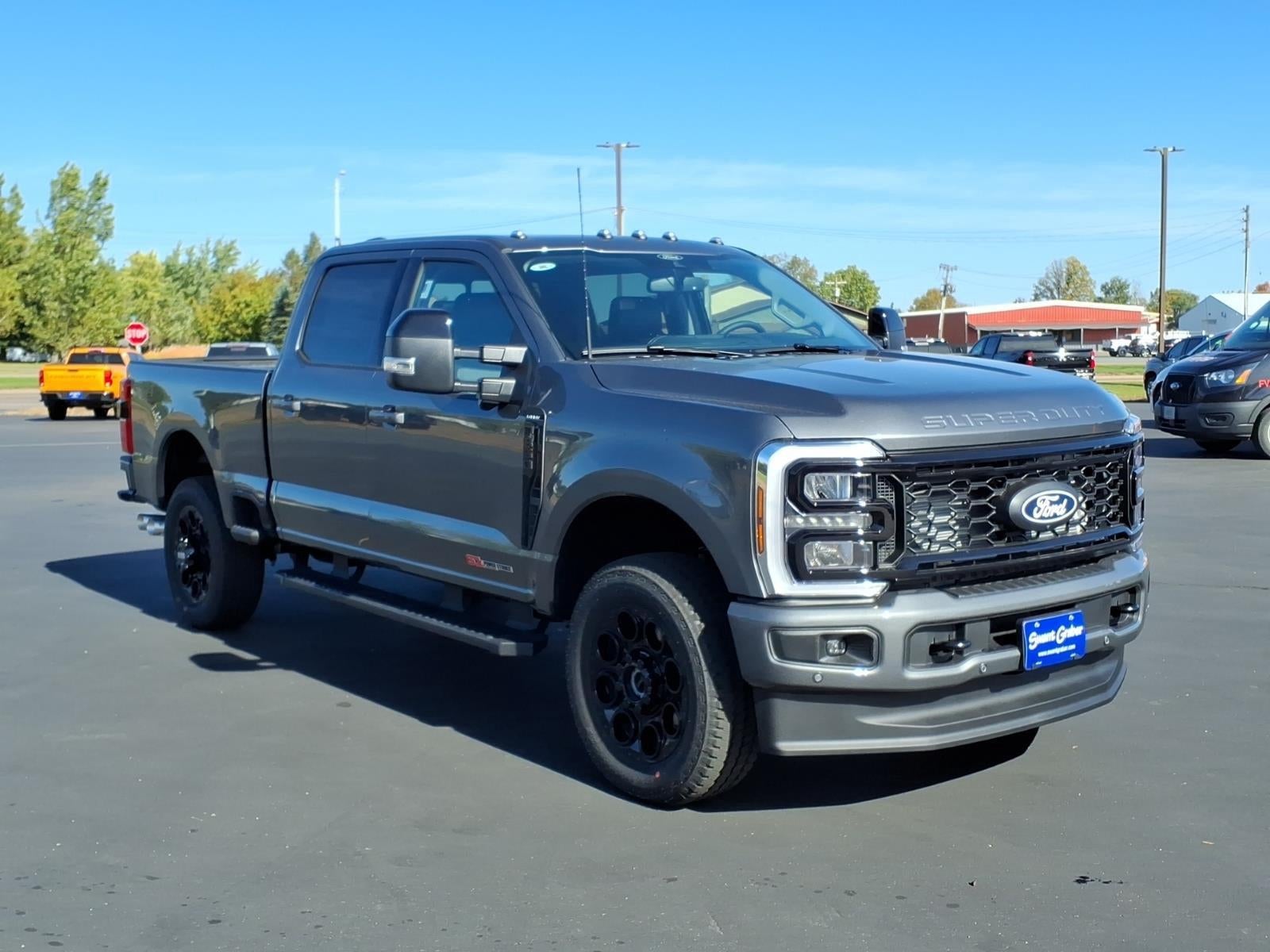 2027 Ford Super Duty F-350 Lariat