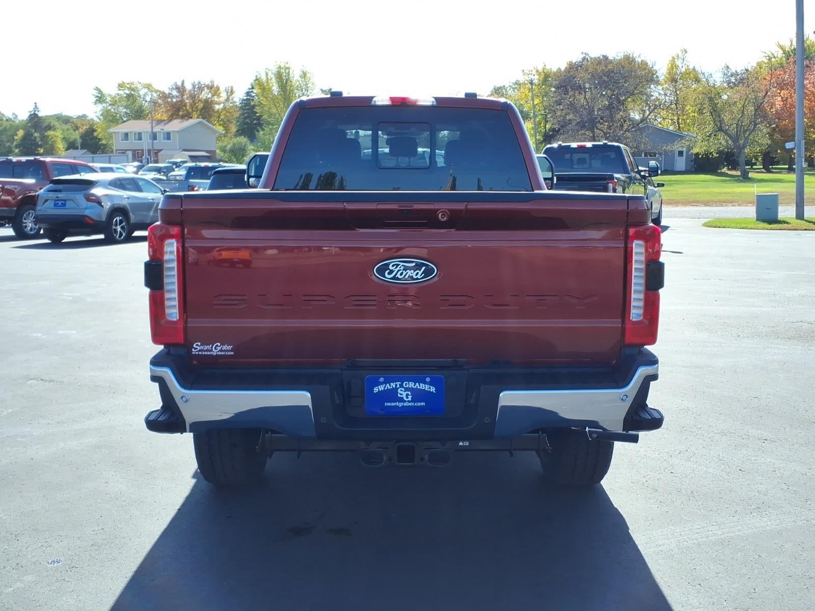 2027 Ford Super Duty F-350 SRW LARIAT
