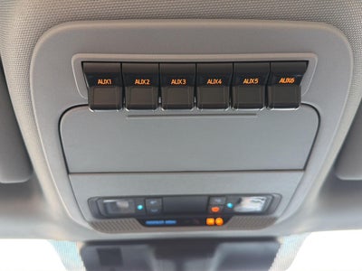 2027 Ford Super Duty F-350 SRW XL