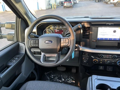 2027 Ford Super Duty F-350 SRW XL