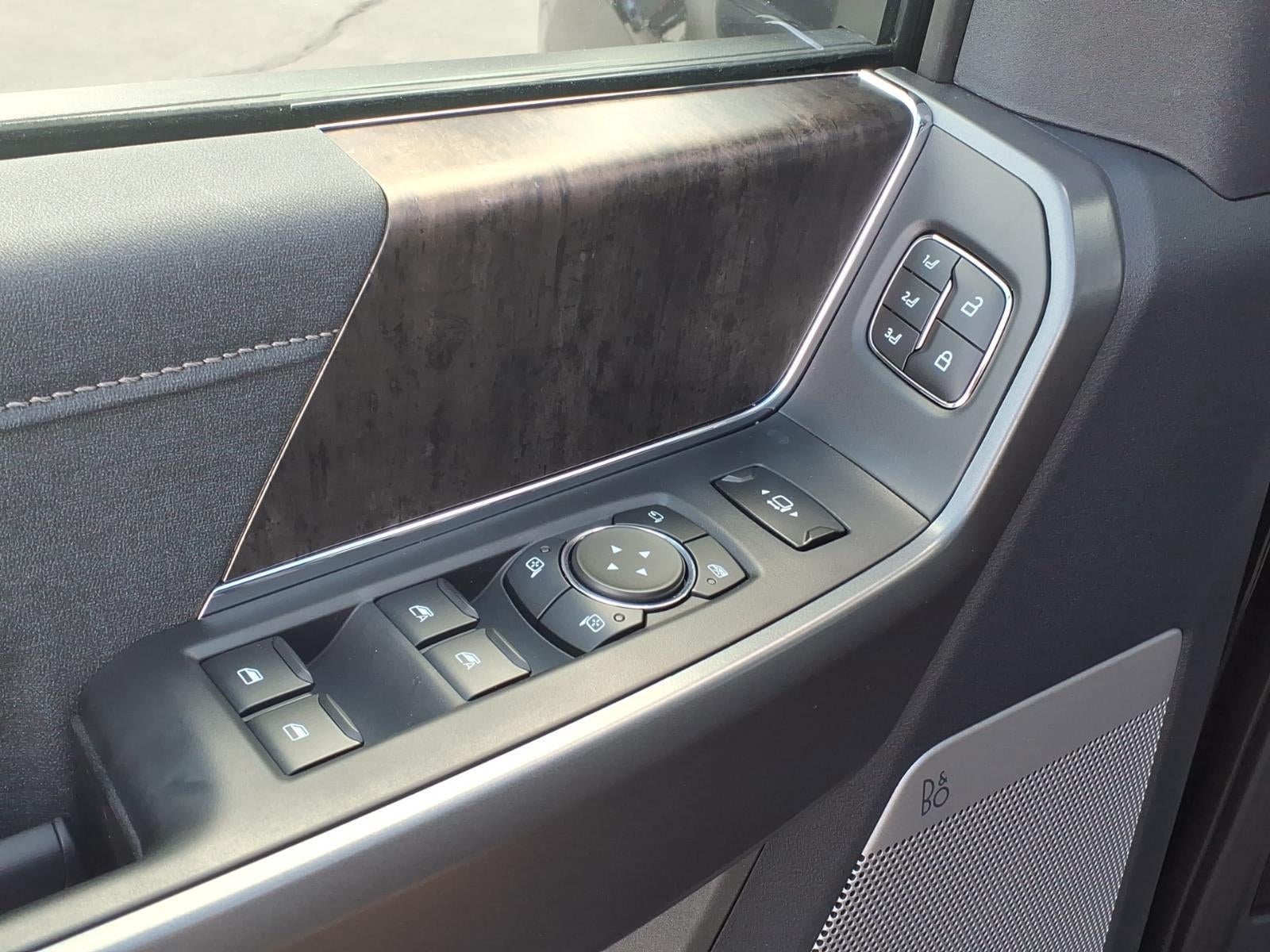 2027 Ford Super Duty F-350 Lariat