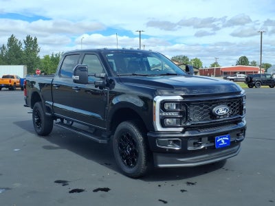 2027 Ford Super Duty F-350 Lariat