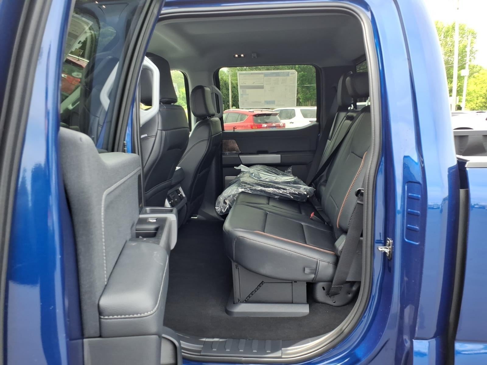 2026 Ford Super Duty F-350 Lariat