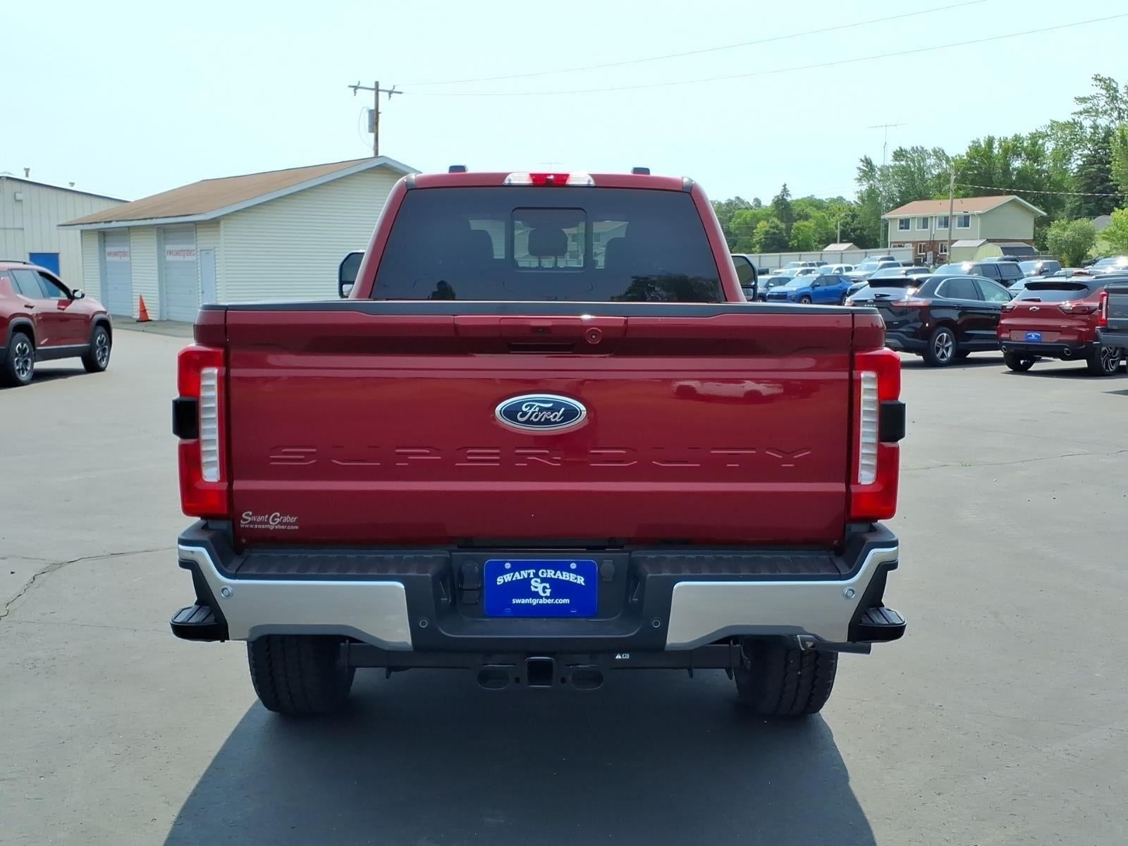 2026 Ford Super Duty F-350 SRW LARIAT