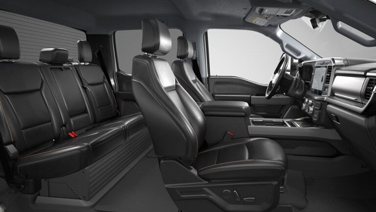 2026 Ford Super Duty F-350 Drw XLT