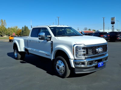 2027 Ford Super Duty F-450 DRW Lariat