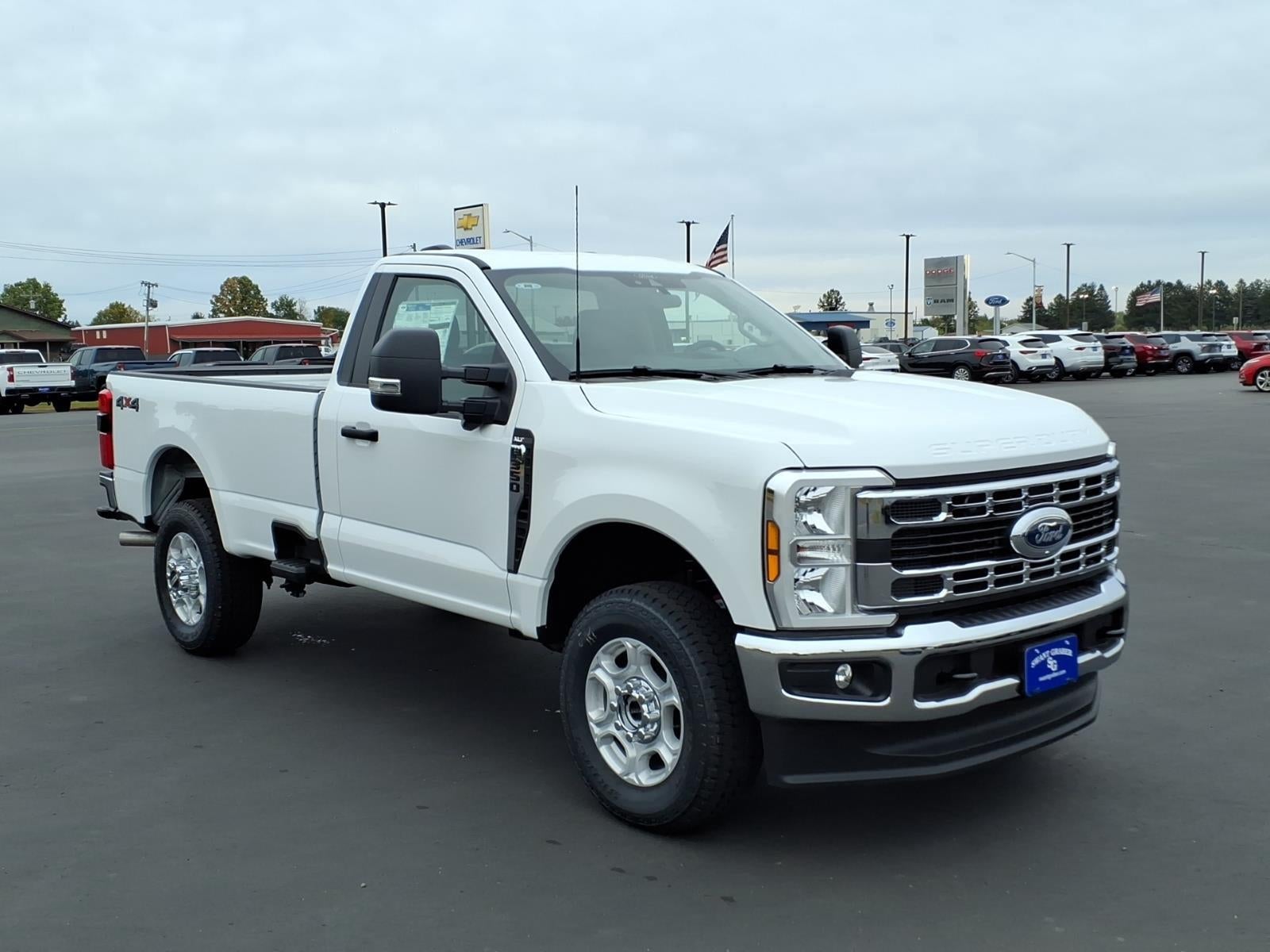 2026 Ford Super Duty F-350 XLT