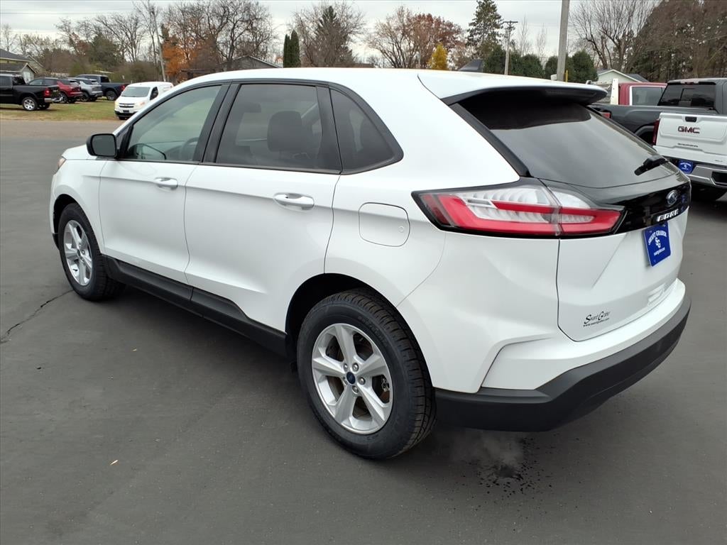 2022 Ford Edge SE