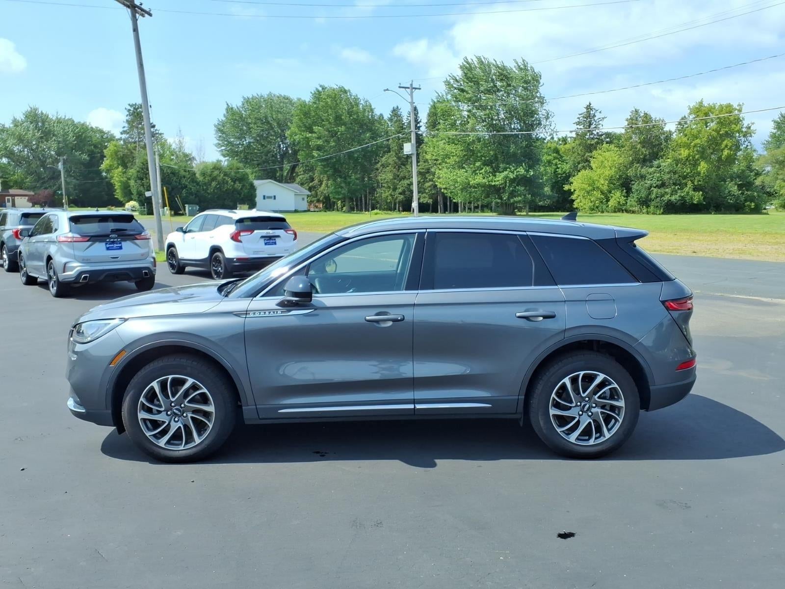 2022 Lincoln Corsair Standard