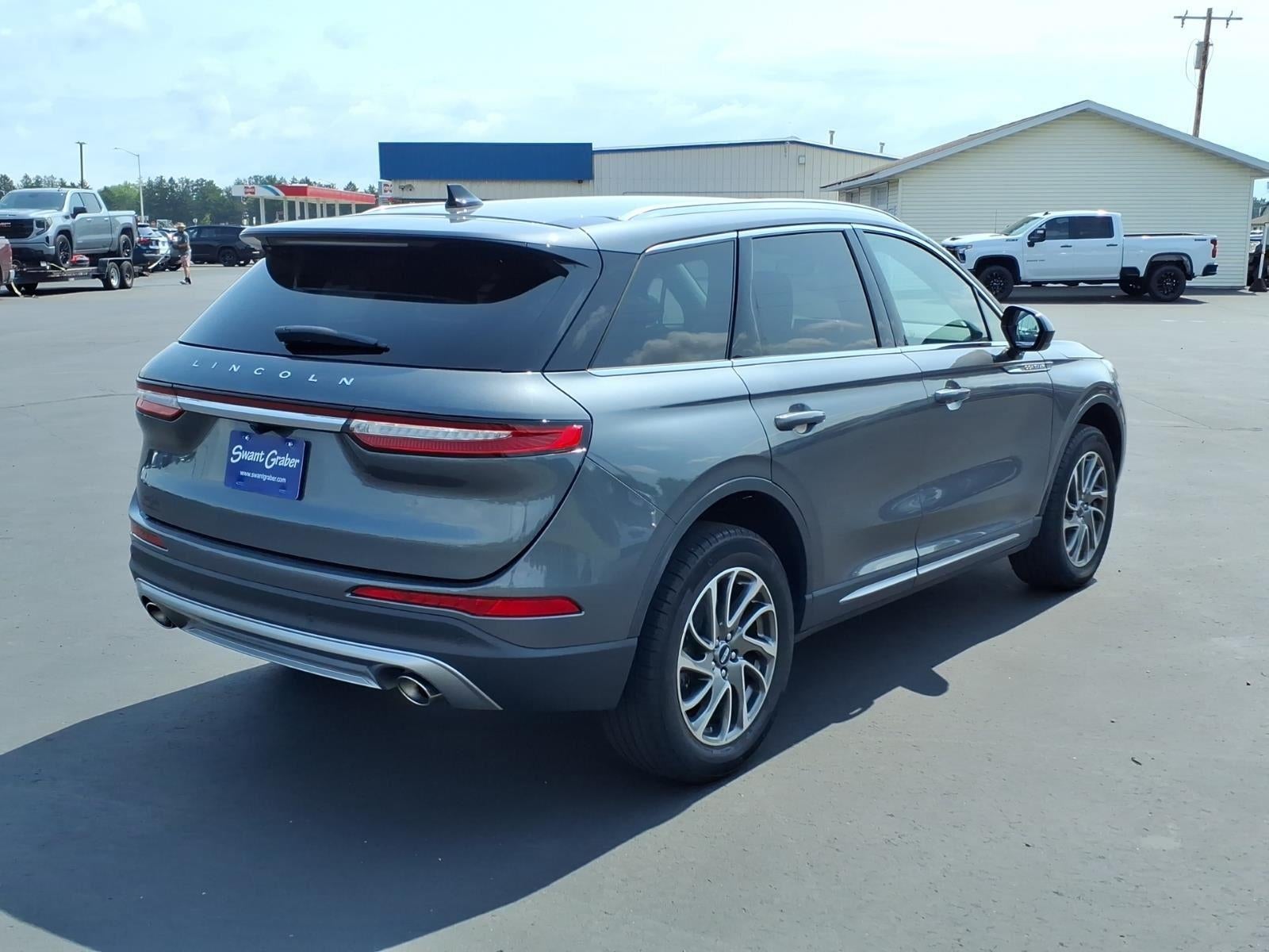 2022 Lincoln Corsair Standard