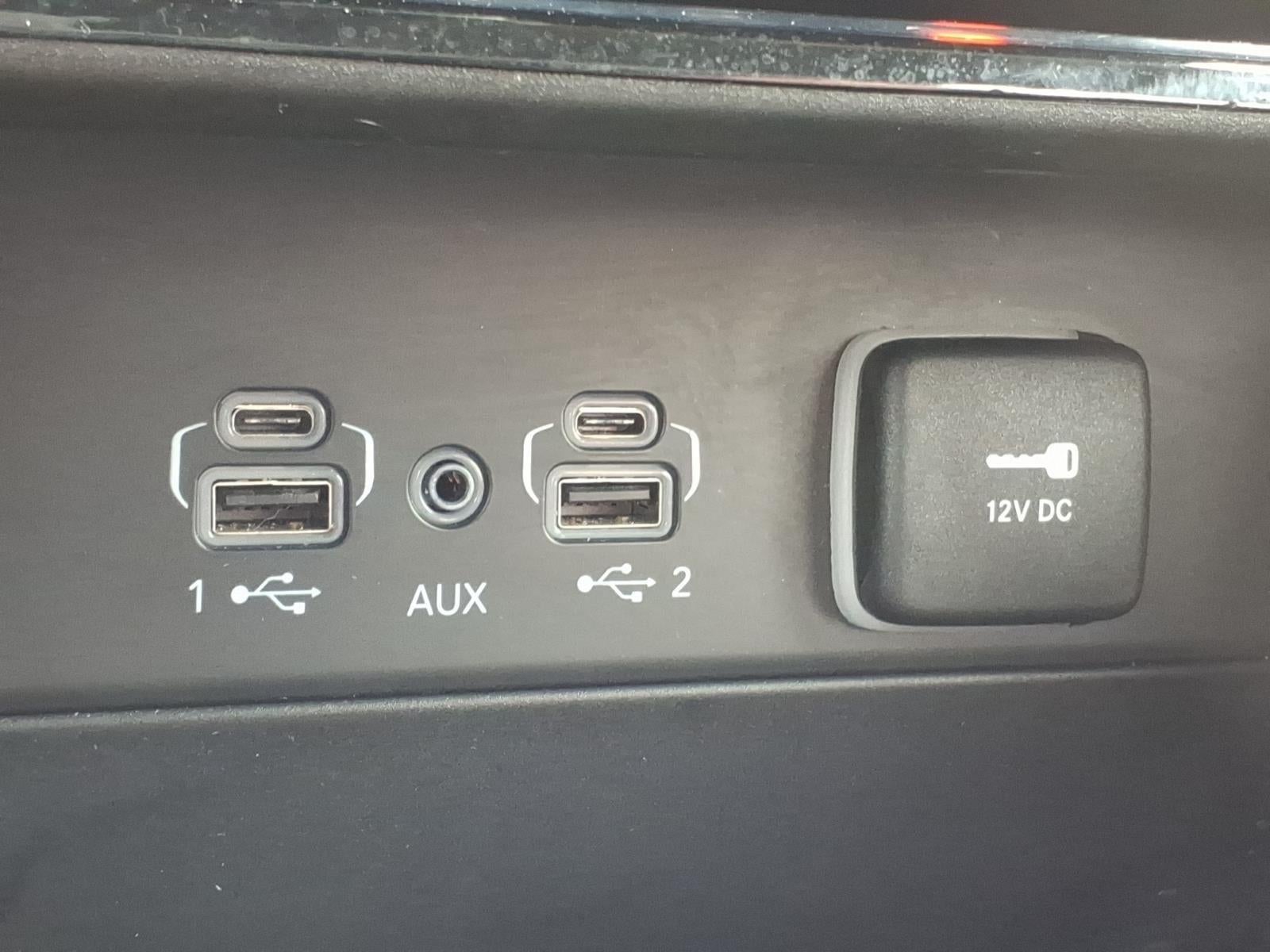 2023 Jeep Grand Cherokee L Laredo 4x4