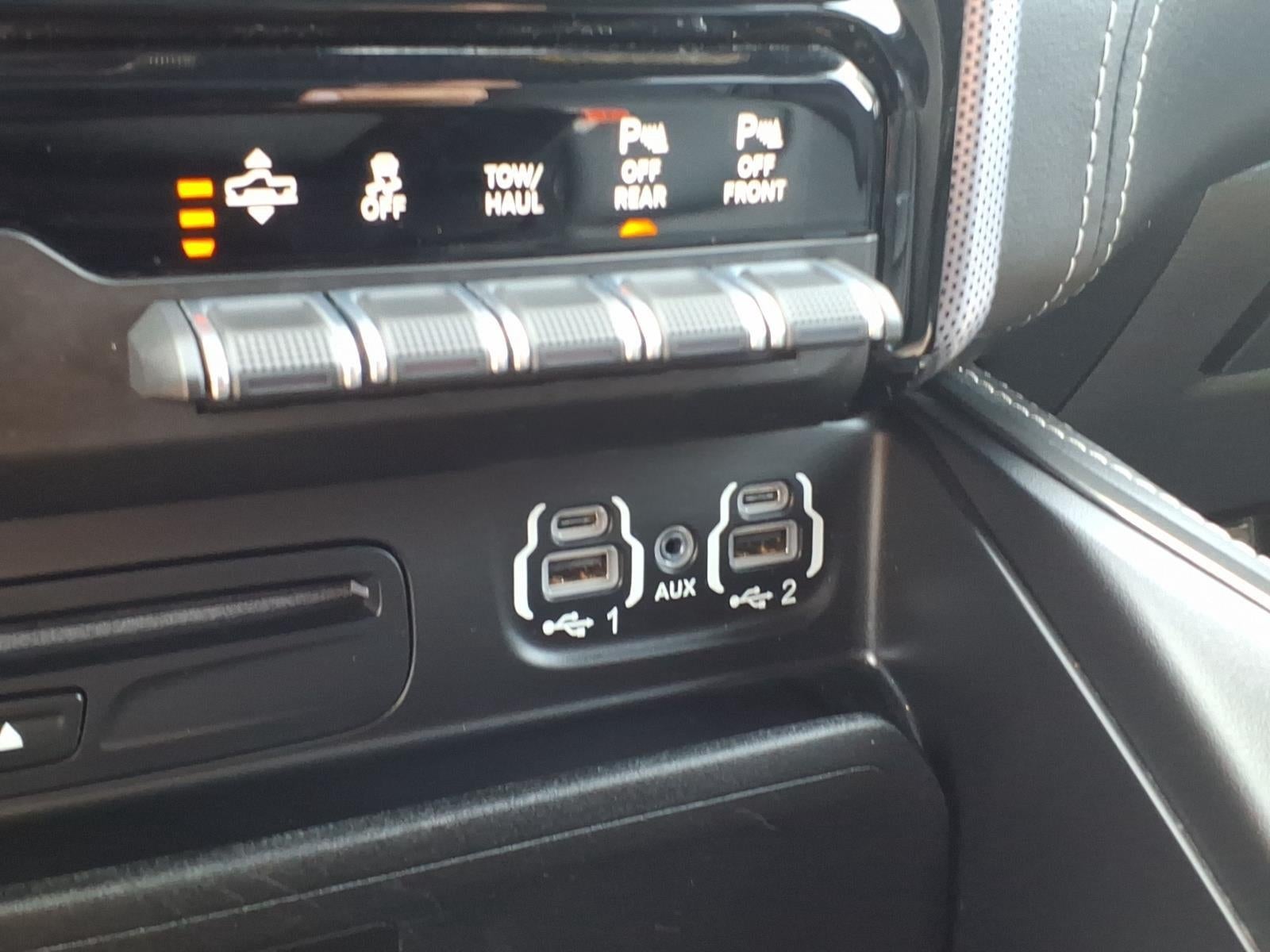 2019 RAM 1500 Limited Crew Cab 4x4 5'7' Box