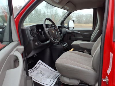 2015 Chevrolet Express Cutaway 4500 BASE