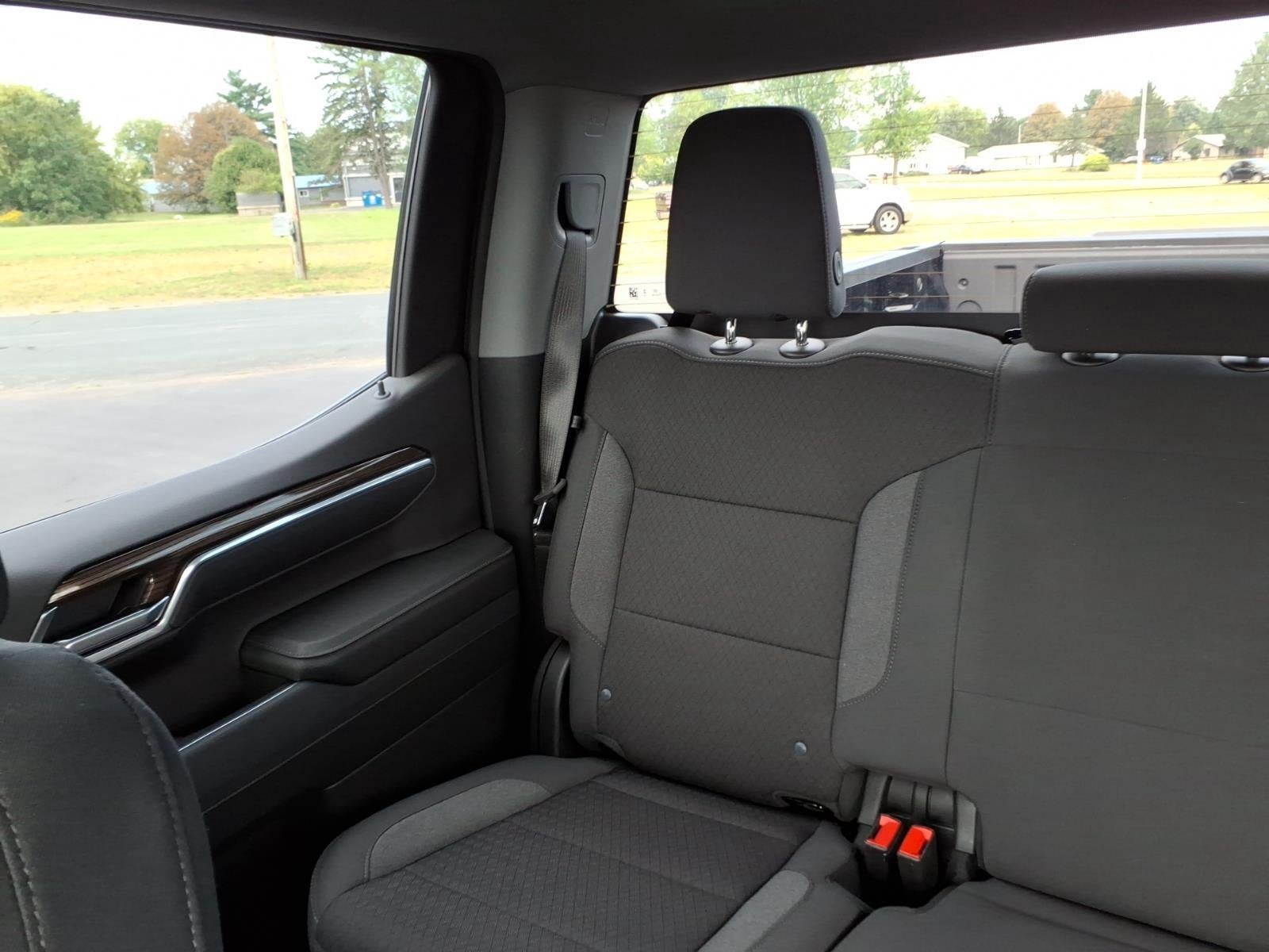 2025 Chevrolet Silverado 1500 4WD Crew Cab Short Bed LT with 2FL