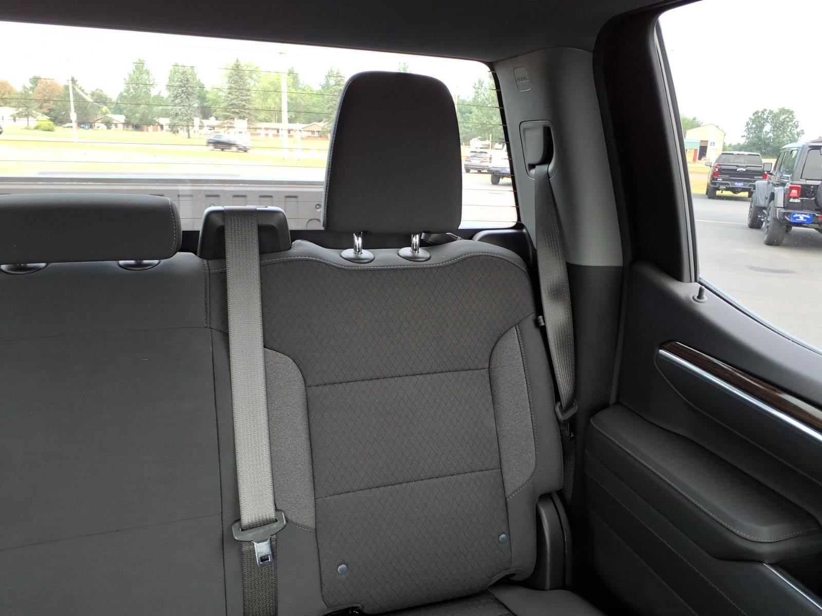 2025 Chevrolet Silverado 1500 4WD Crew Cab Short Bed LT with 2FL
