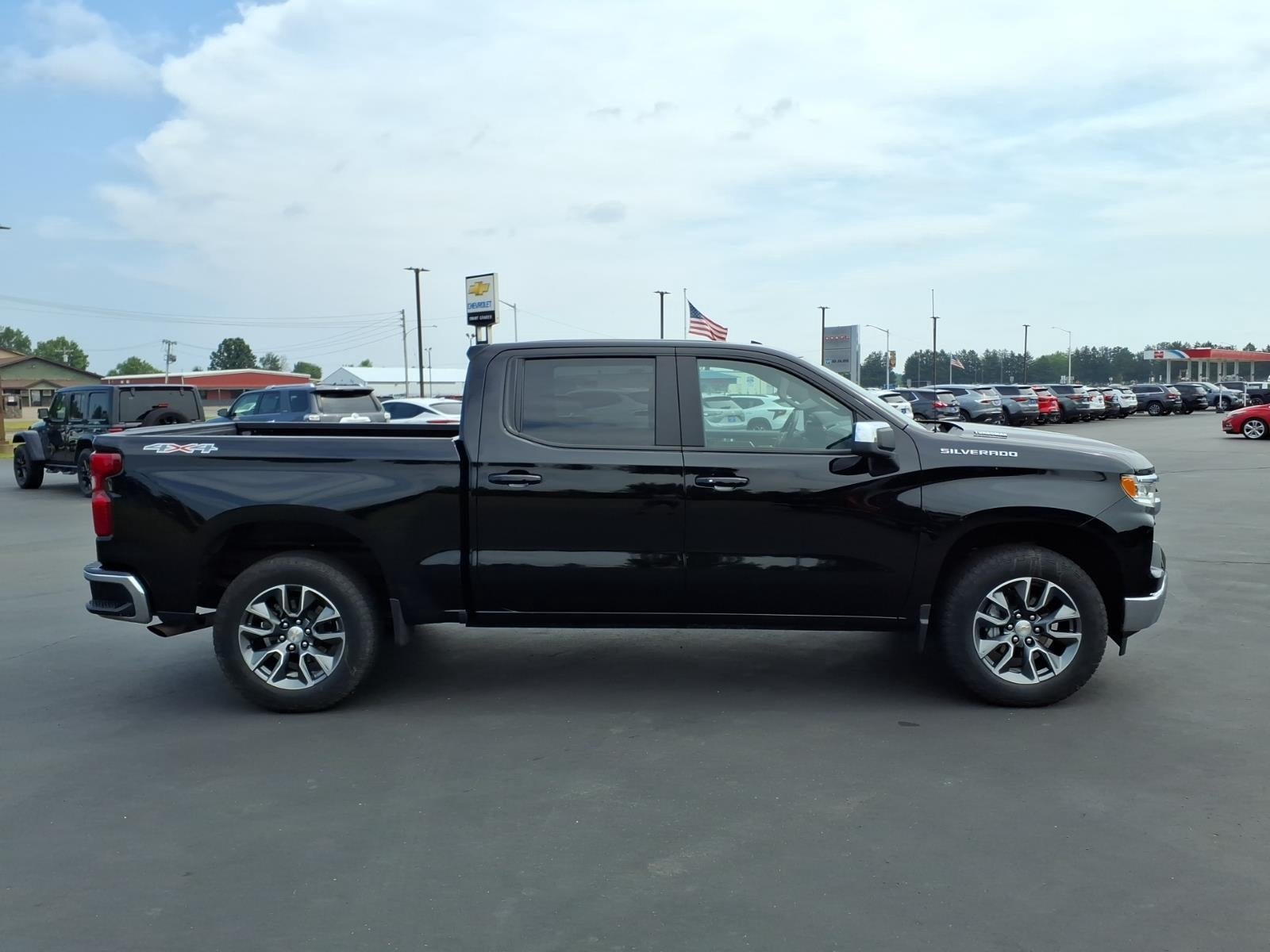 2025 Chevrolet Silverado 1500 4WD Crew Cab Short Bed LT with 2FL