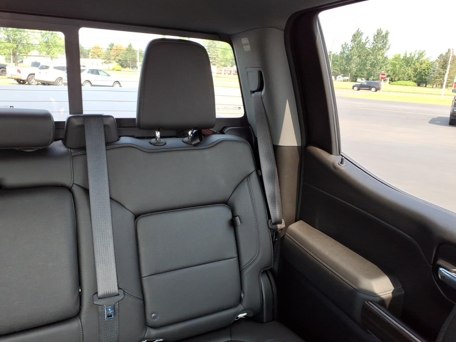 2022 Chevrolet Silverado 1500 LTD 4WD Crew Cab Standard Bed LT Trail Boss