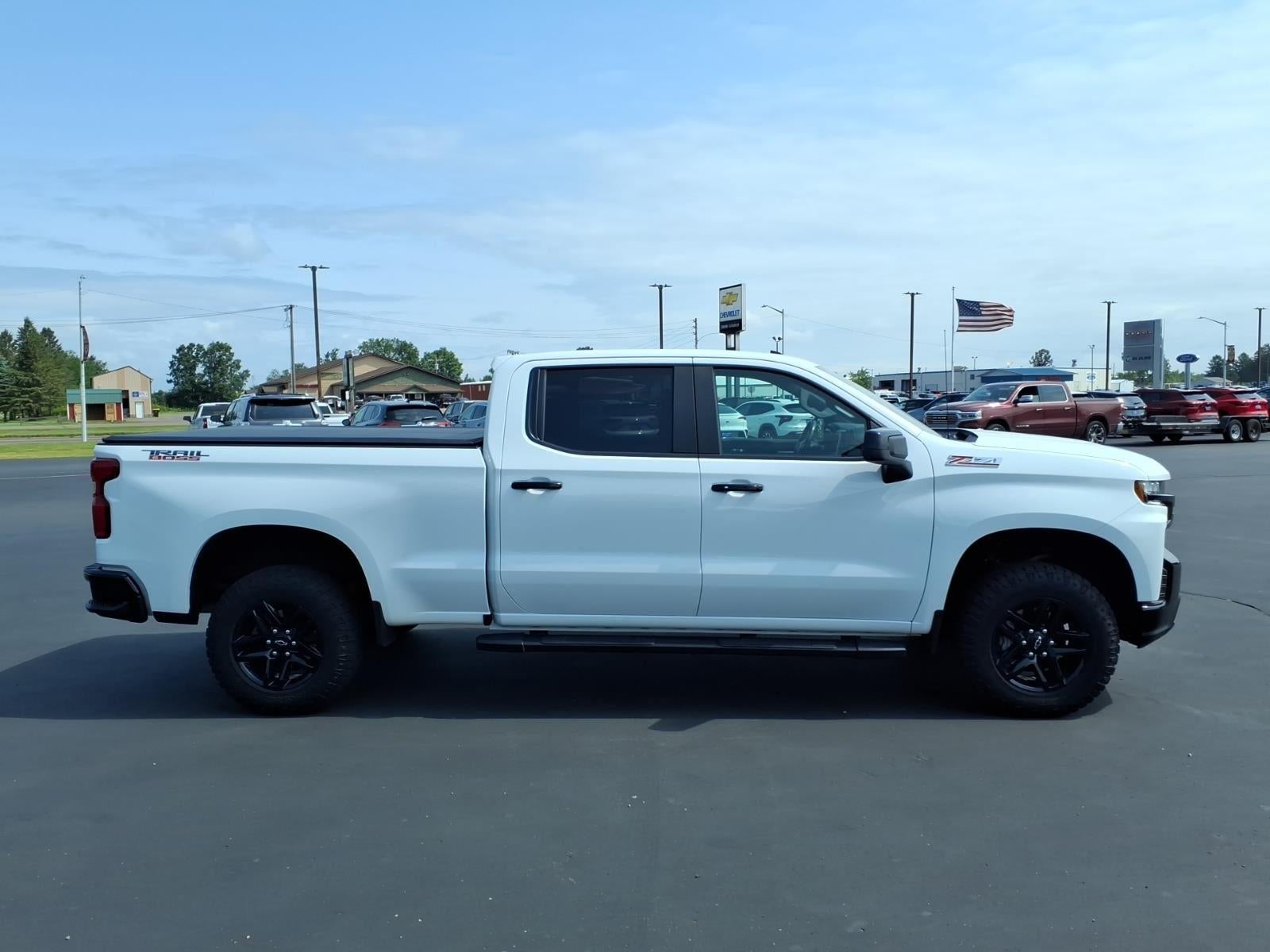 2022 Chevrolet Silverado 1500 LTD 4WD Crew Cab Standard Bed LT Trail Boss