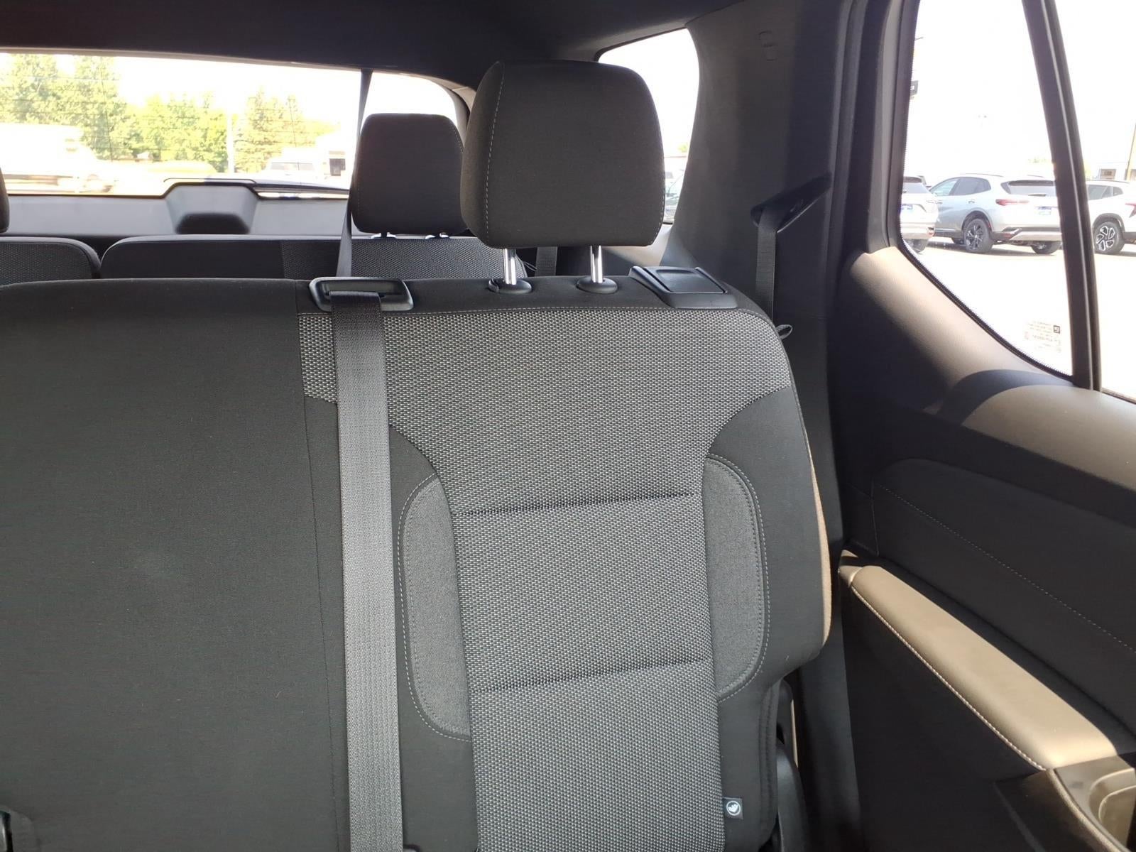 2023 Chevrolet Traverse AWD LT Cloth