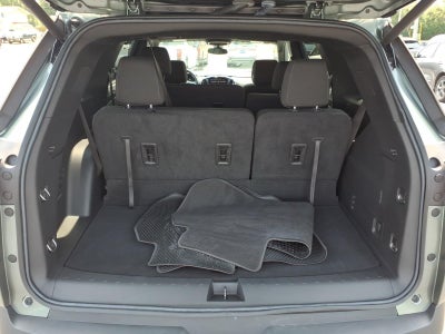 2023 Chevrolet Traverse AWD LT Cloth