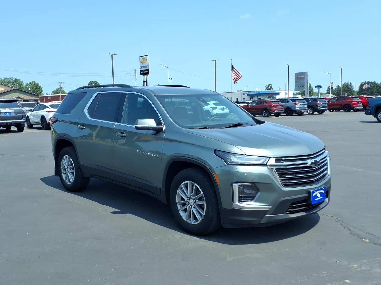 2023 Chevrolet Traverse AWD LT Cloth