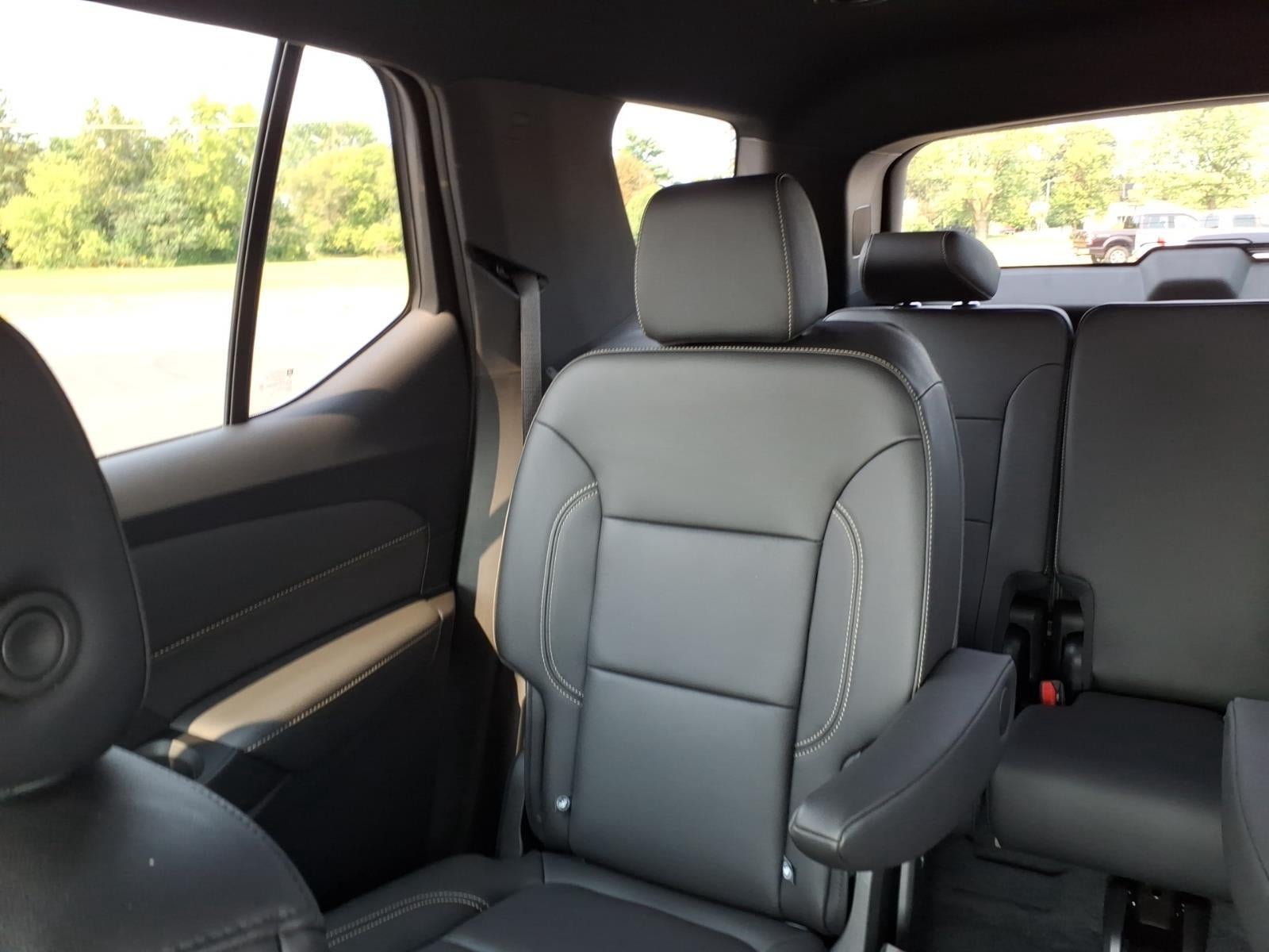 2023 Chevrolet Traverse AWD LT Leather