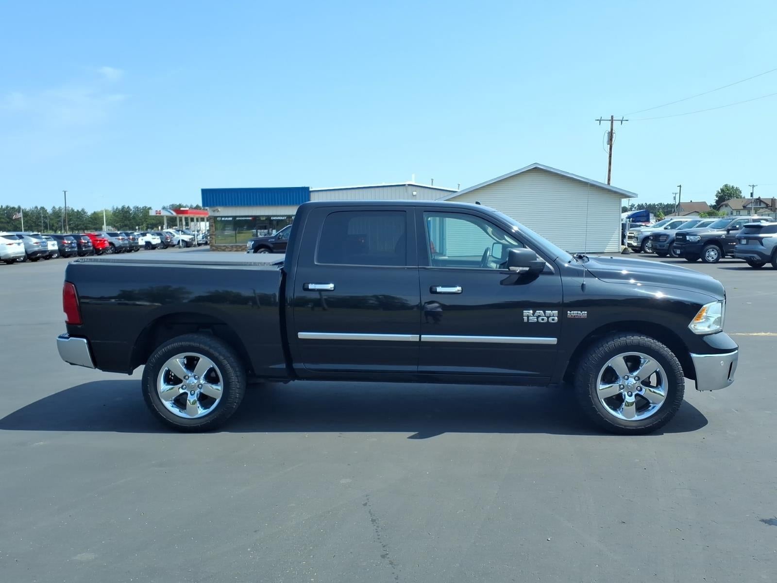 2018 RAM 1500 Big Horn Crew Cab 4x4 5'7' Box