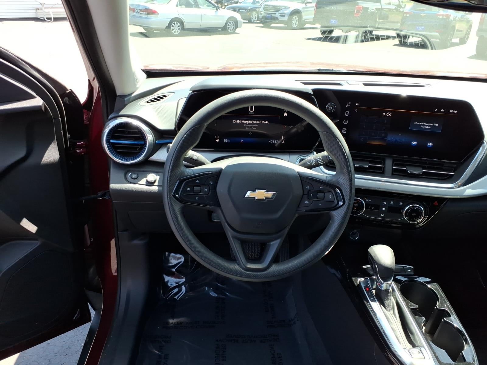 2024 Chevrolet Trax LT